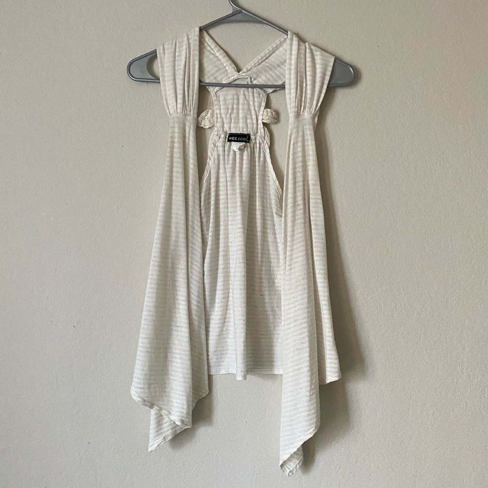 Wet Seal Open Sleeveless Cardigan